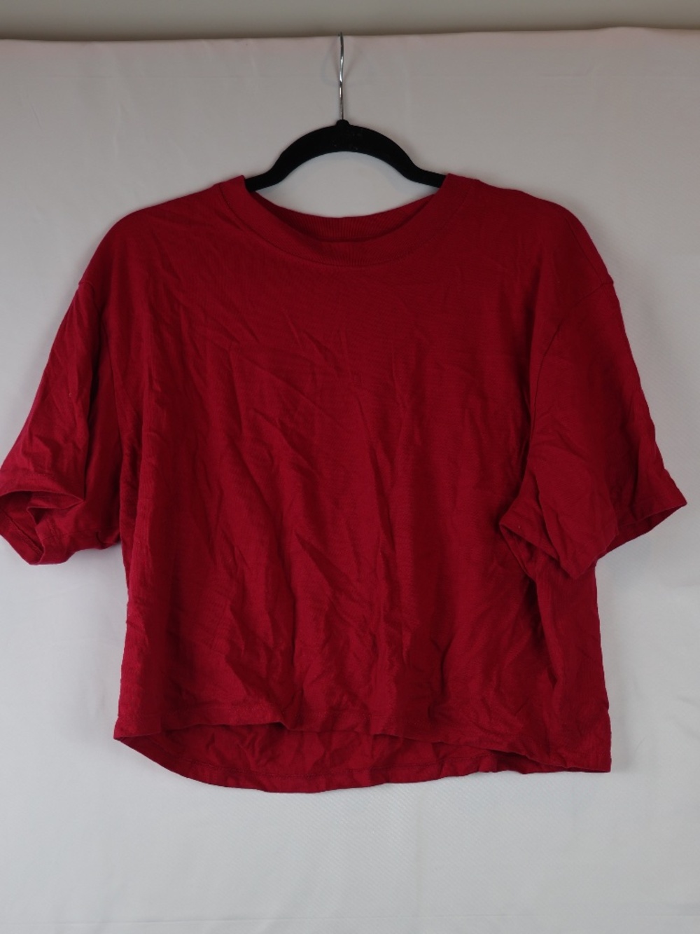Abercrombie & Fitch Crimson Boxy Crop Tee